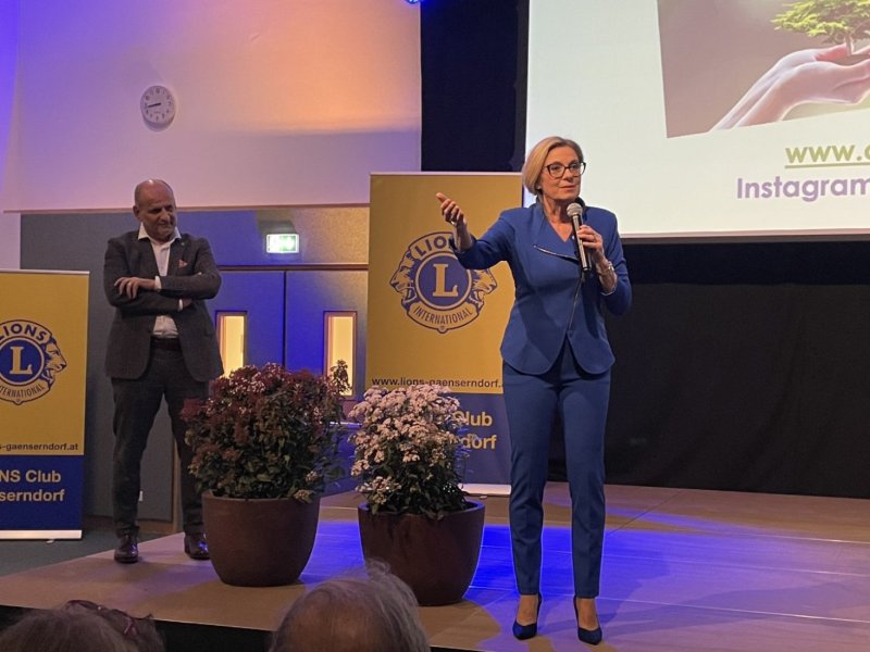 Fit4Future - Dr. Christa Kummer